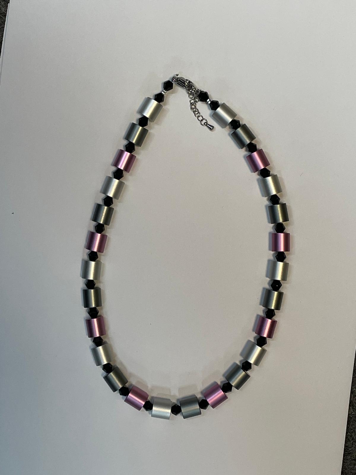 Oval Necklace - Metallic Trinity