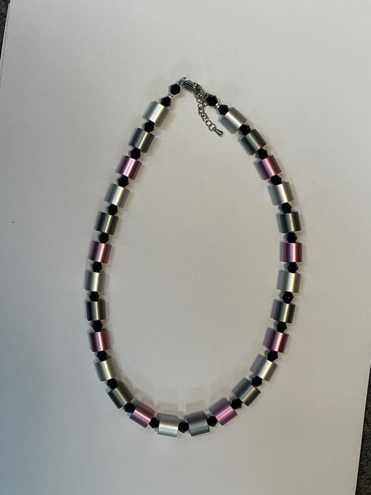 Oval Necklace - Metallic Trinity